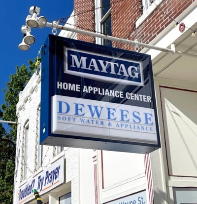 Custom building sign Photo